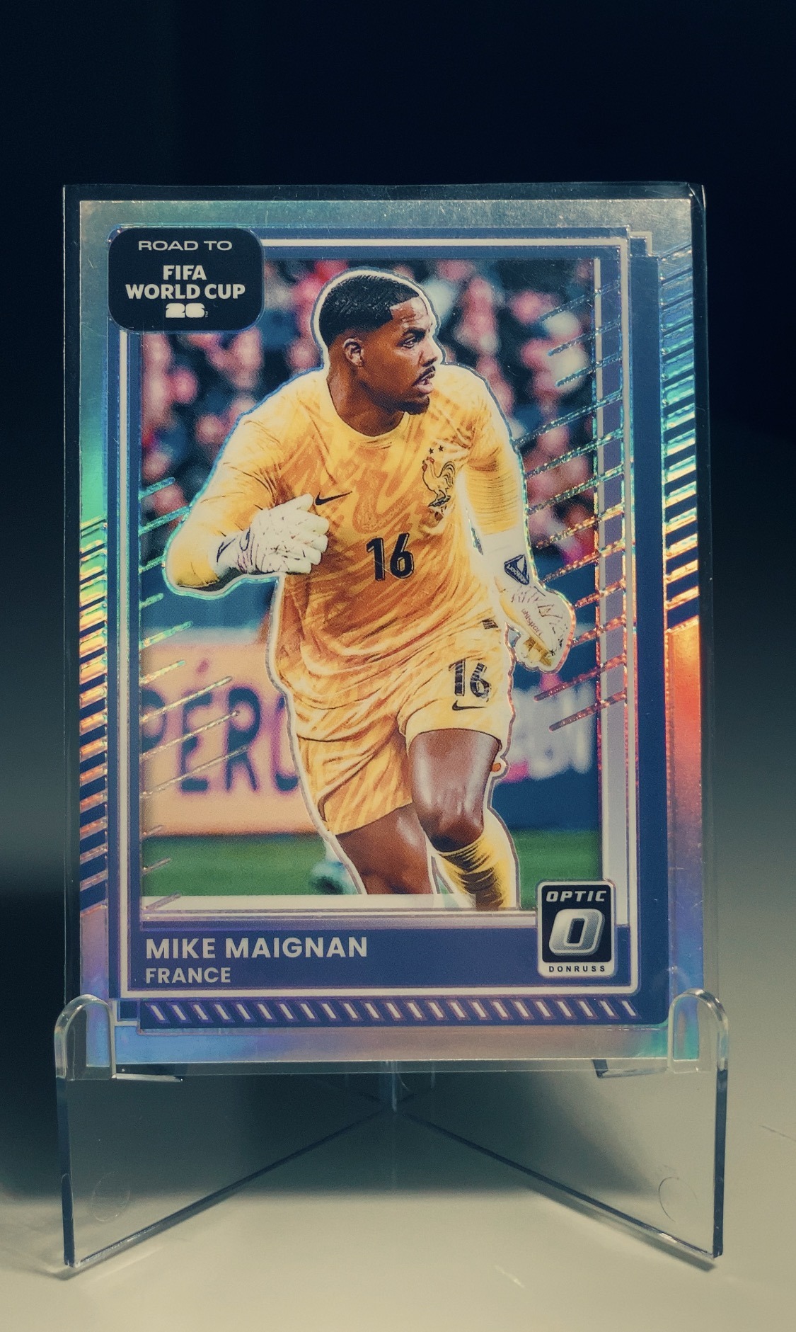 Mike Maignan — Panini Donruss Optic Road to FIFA World Cup 26
