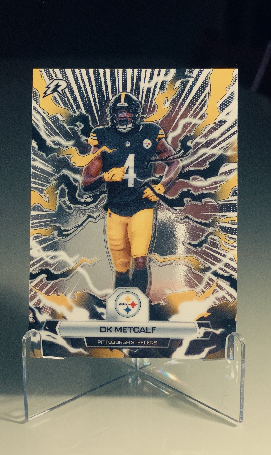 DK Metcalf — 2025 Topps Resurgence