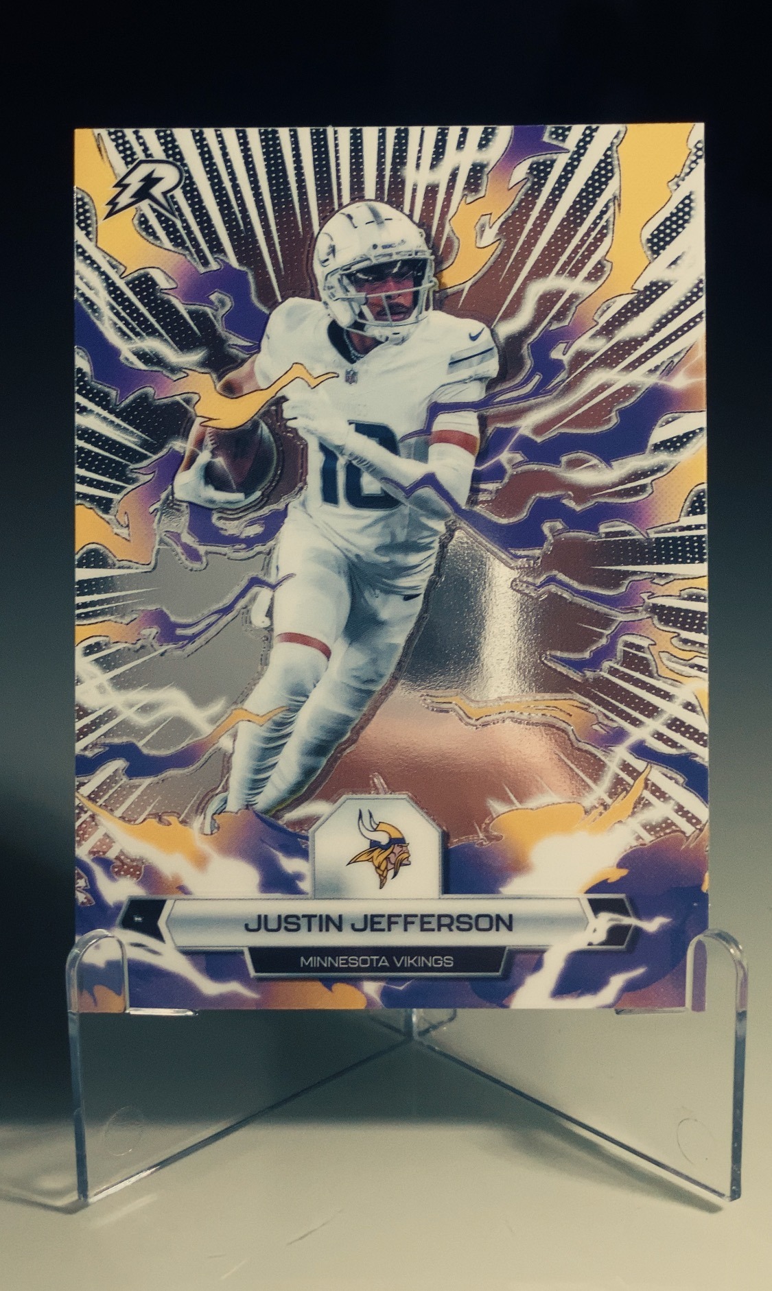 Justin Jefferson — 2025 Topps Resurgence