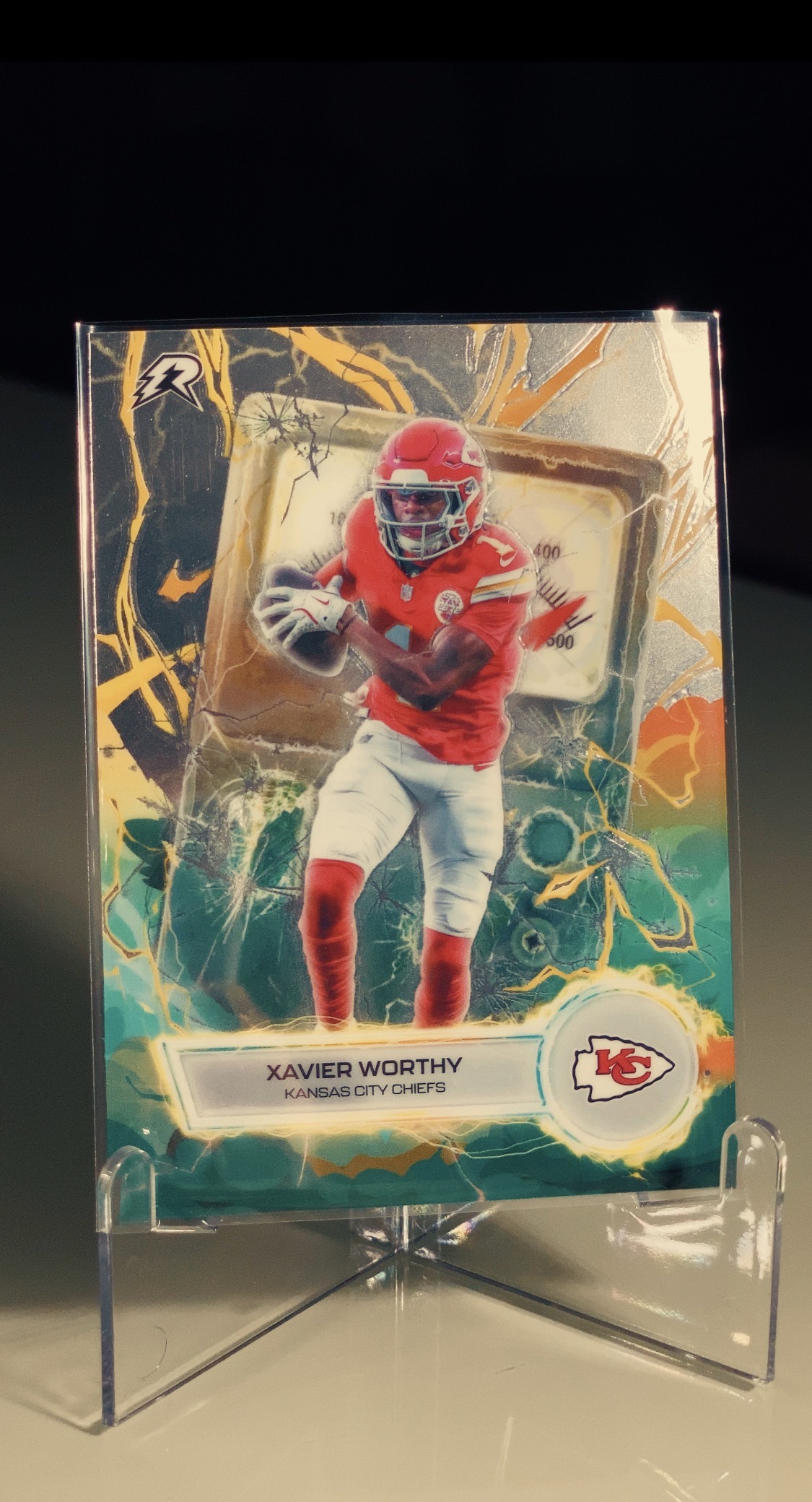 Xavier Worthy — 2025 Topps Resurgence Voltaic #VT-24