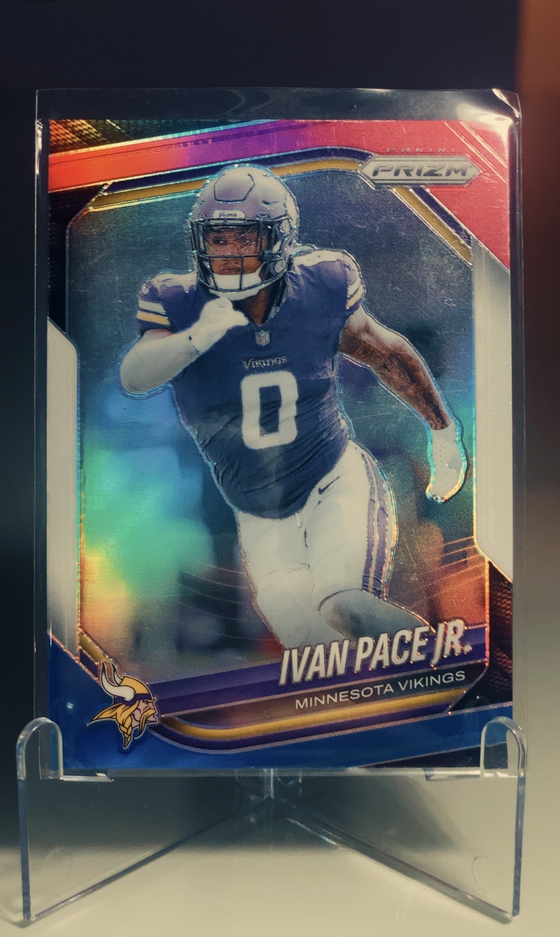 Ivan Pace Jr. — Panini Prizm Red — frente