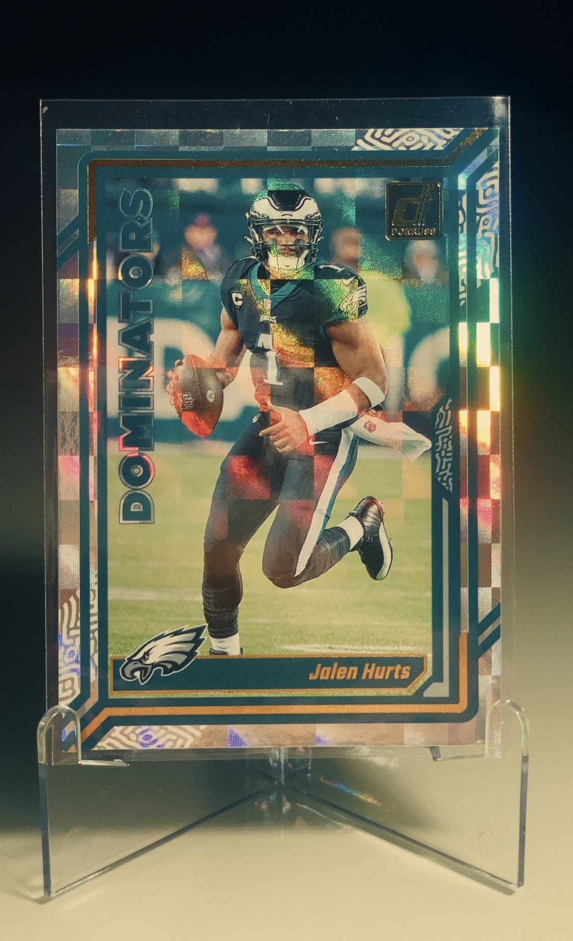 Jalen Hurts — Panini Donruss Dominators