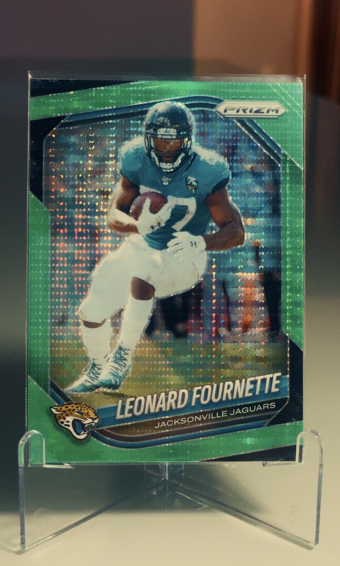Leonard Fournette — Panini Prizm Green Pulsar
